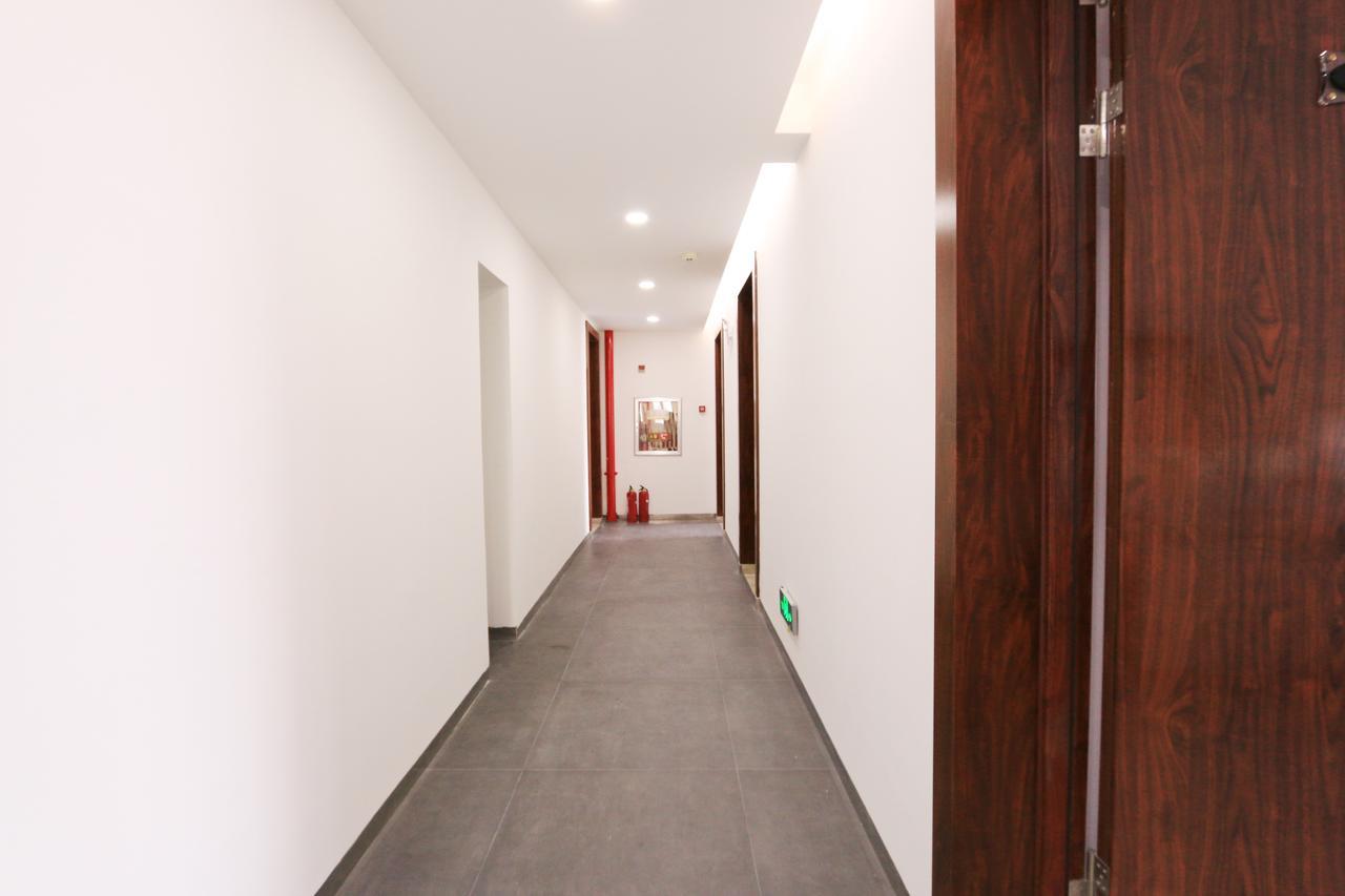 Eastland Hotel & Apartment Phnom Penh Eksteriør bilde