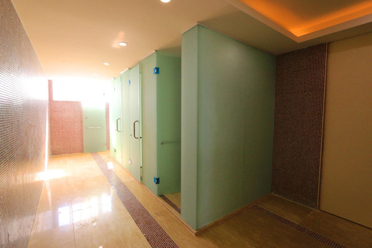 Eastland Hotel & Apartment Phnom Penh Eksteriør bilde