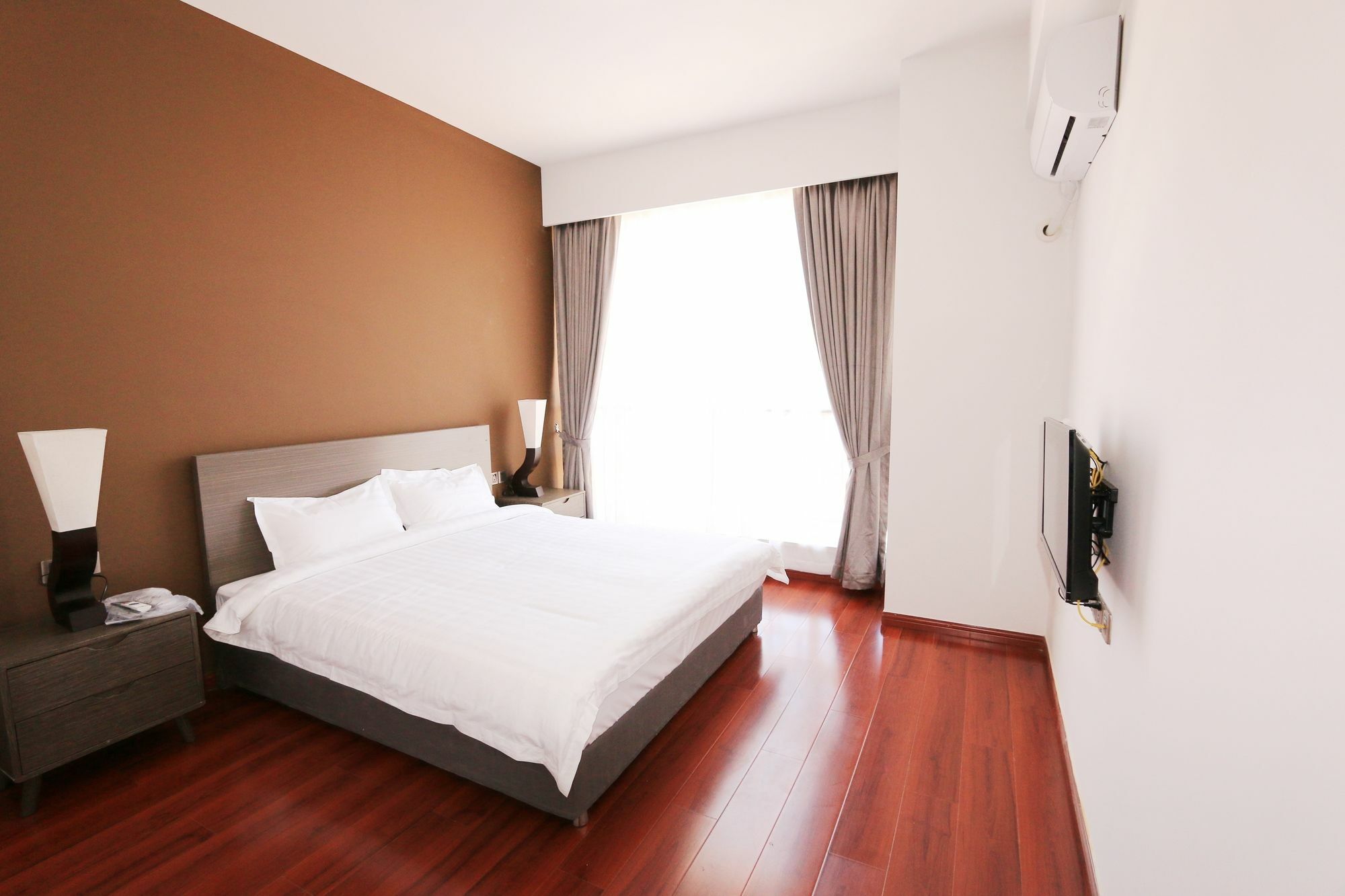 Eastland Hotel & Apartment Phnom Penh Eksteriør bilde